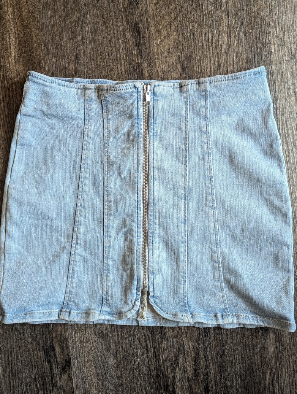 We The Free Layla Pale Blue Denim Zip-Front Mini Skirt Size 8